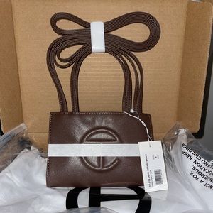 “Chocolate” telfar 🤎